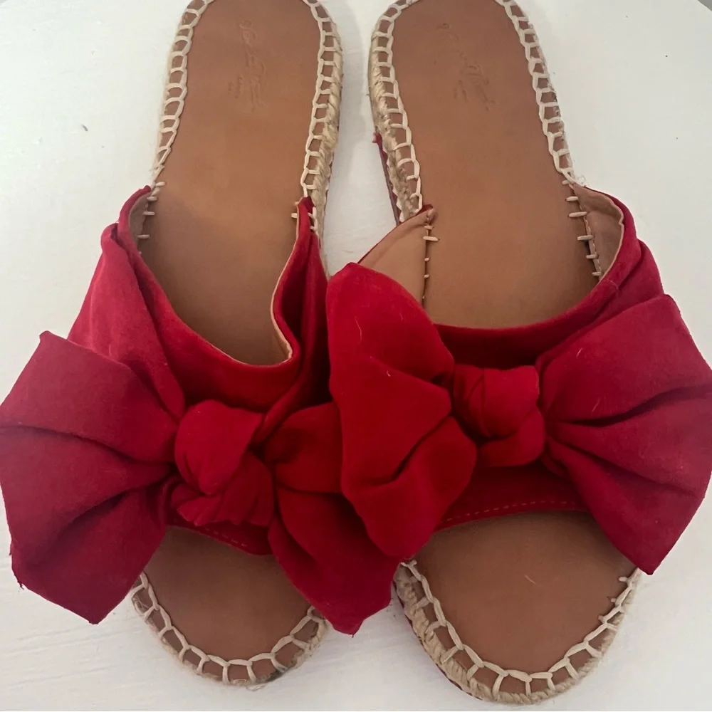 Universal Thread Target Red Bow Slip-On Espadrille Sandals Size 9